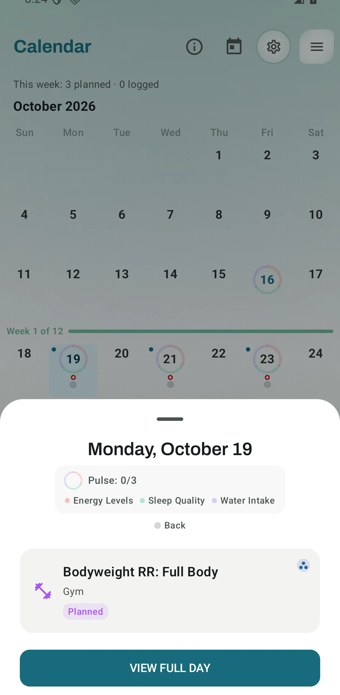 The Kinoku calendar after the Recommended Routine is set to start shows sessions on Monday, Wednesday and Friday. The day sheet is open on Monday and names the first one, Bodyweight RR: Full Body. Sample data.